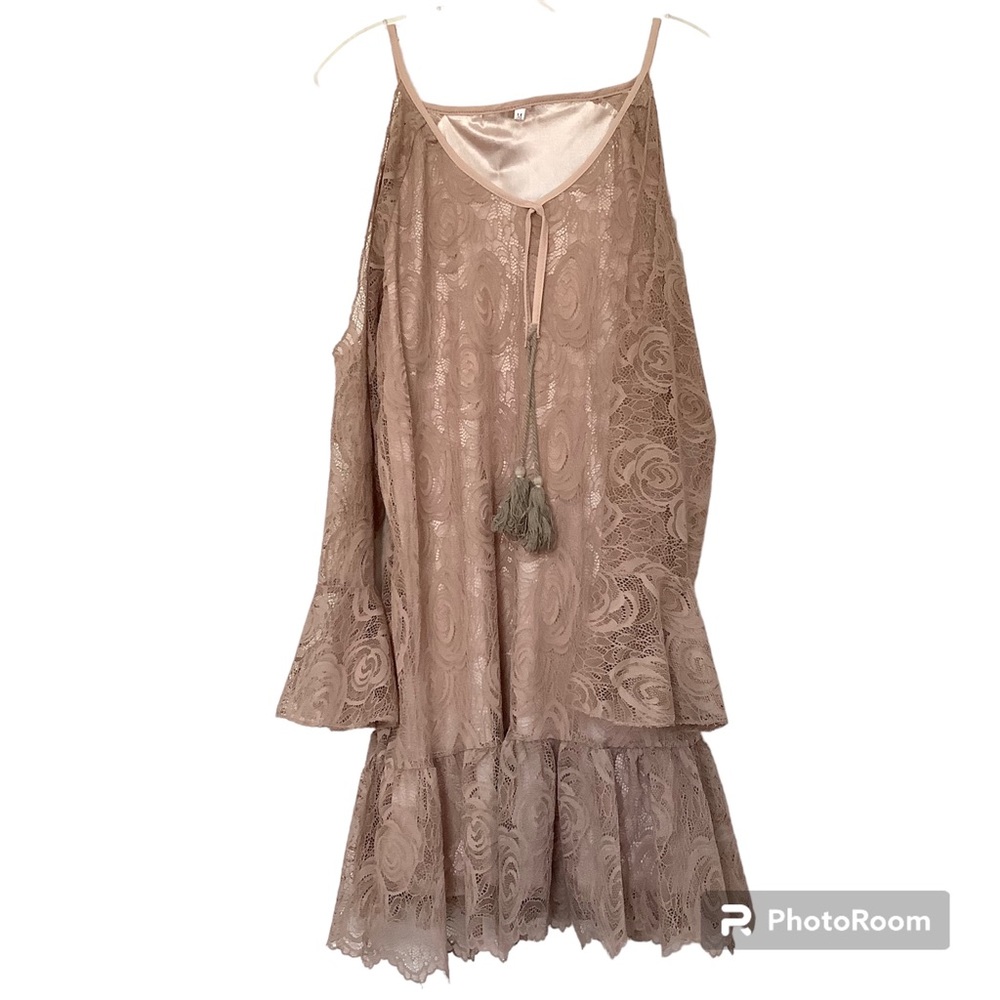 Anthropologie Womens Lace Cold Shoulder Dress Long Bell Sleeves Size Medium Boho